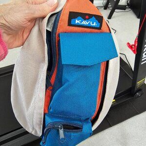 KAVU Rope Sling - Compact Lightweight Crossbody Bag -Beige, teal, orange